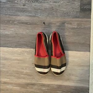 • Burberry Slides •